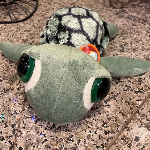 Aurora Dreamy Eyes Turtle Plush Turtle - Picture 15 of 16